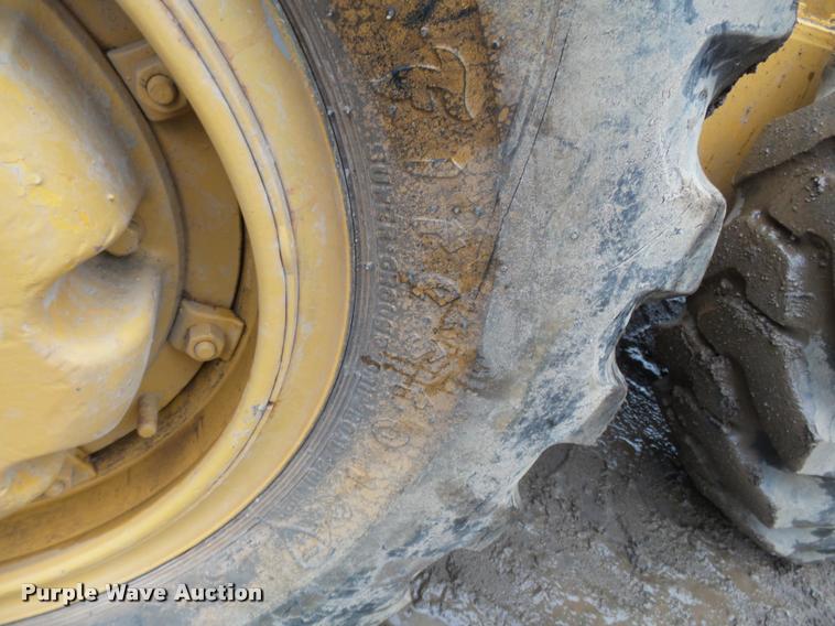 image for item K3407 1970 Caterpillar 120 rigid frame motor grader