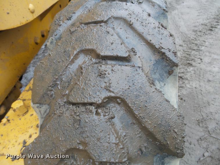 image for item K3407 1970 Caterpillar 120 rigid frame motor grader