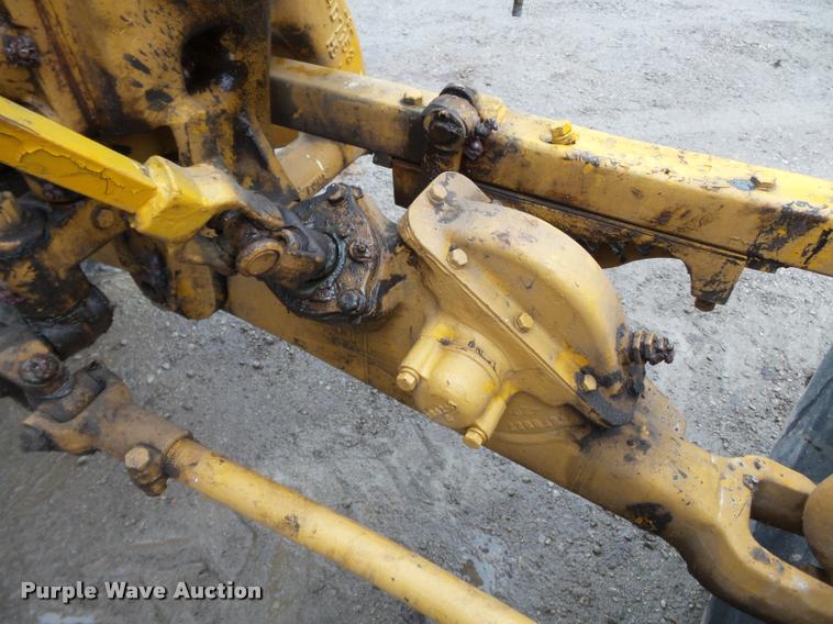image for item K3407 1970 Caterpillar 120 rigid frame motor grader