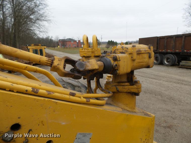 image for item K3407 1970 Caterpillar 120 rigid frame motor grader