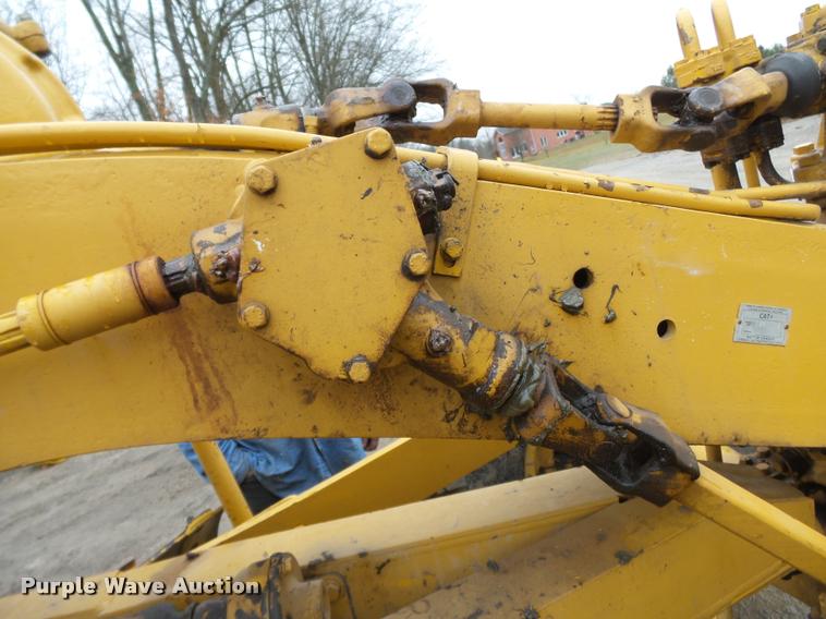image for item K3407 1970 Caterpillar 120 rigid frame motor grader