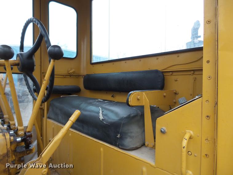 image for item K3407 1970 Caterpillar 120 rigid frame motor grader