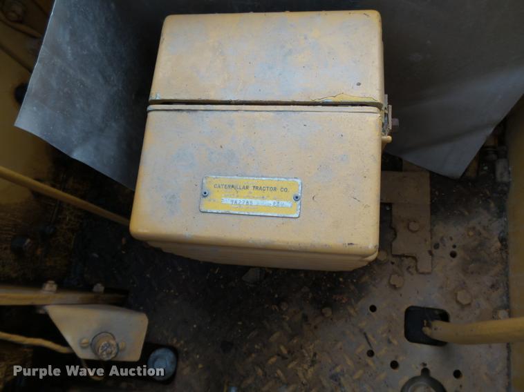 image for item K3407 1970 Caterpillar 120 rigid frame motor grader