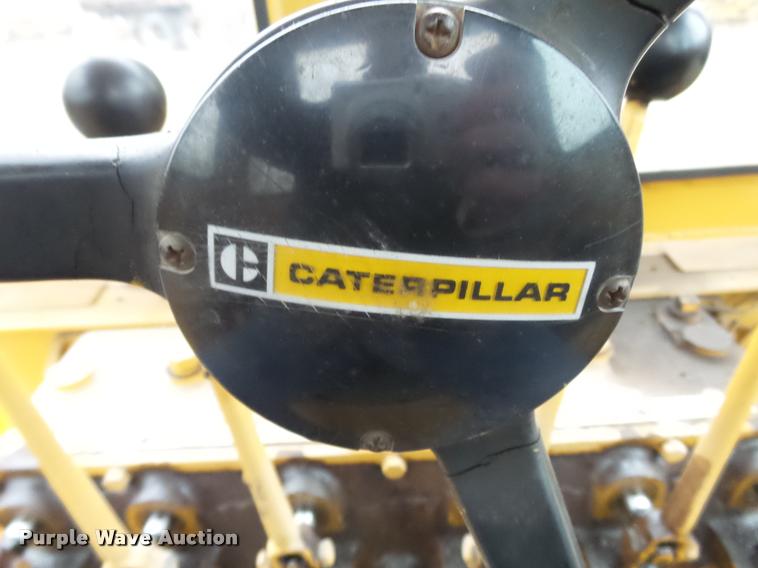 image for item K3407 1970 Caterpillar 120 rigid frame motor grader