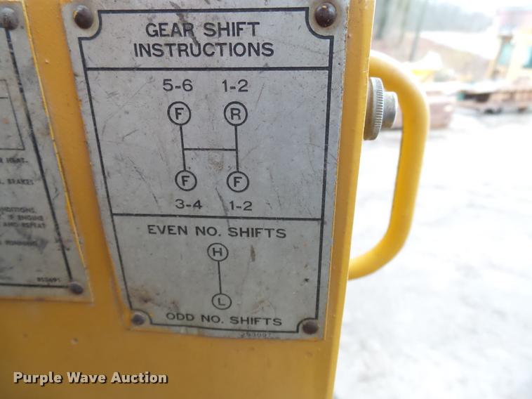 image for item K3407 1970 Caterpillar 120 rigid frame motor grader