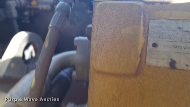 image for item L1720 2001 Caterpillar 613C Series II elevating scraper