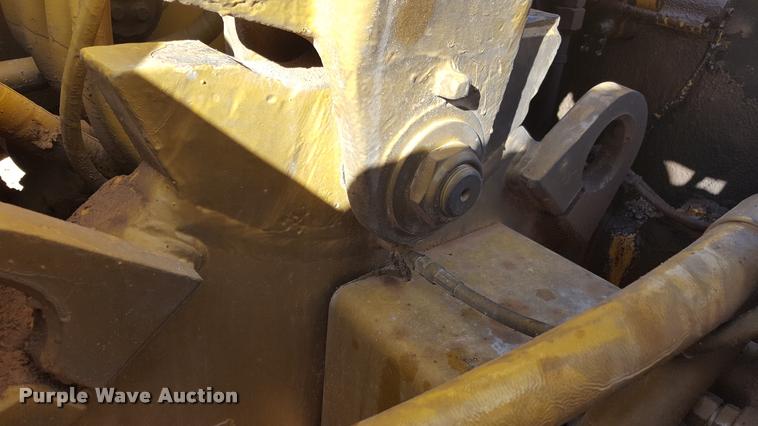 image for item L1720 2001 Caterpillar 613C Series II elevating scraper