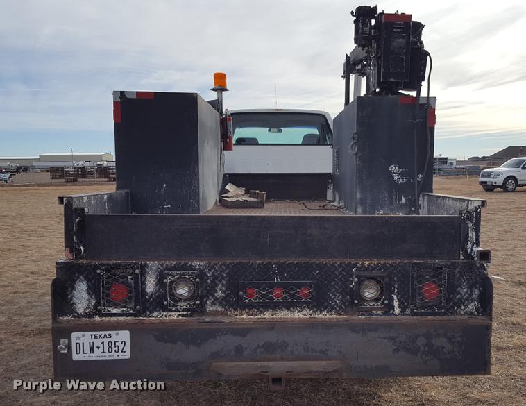 image for item L1723 1994 GMC TopKick service truck with crane