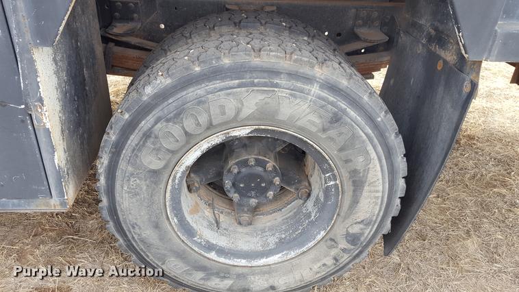 image for item L1723 1994 GMC TopKick service truck with crane