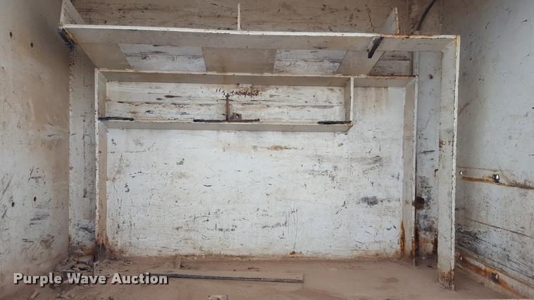 image for item L1723 1994 GMC TopKick service truck with crane