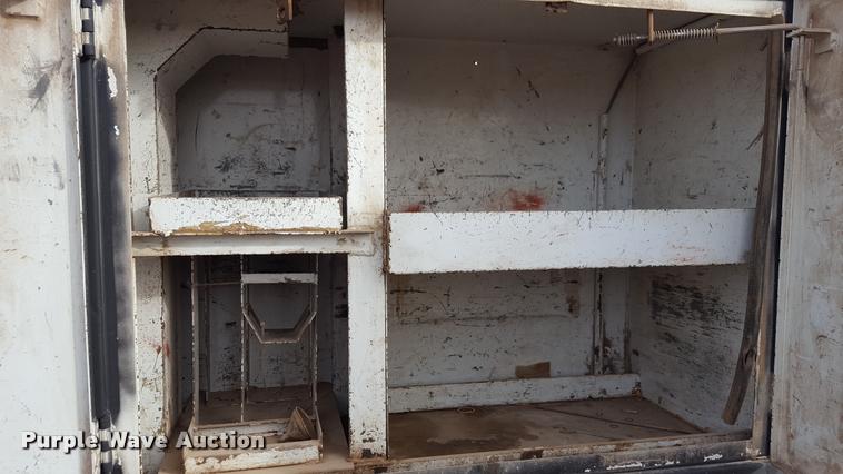 image for item L1723 1994 GMC TopKick service truck with crane