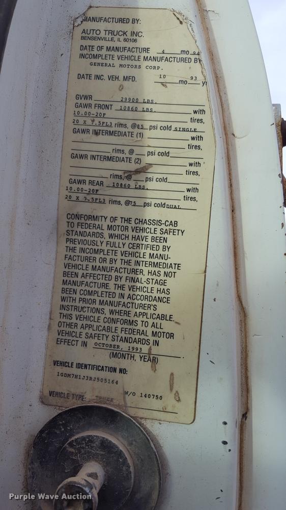 image for item L1723 1994 GMC TopKick service truck with crane