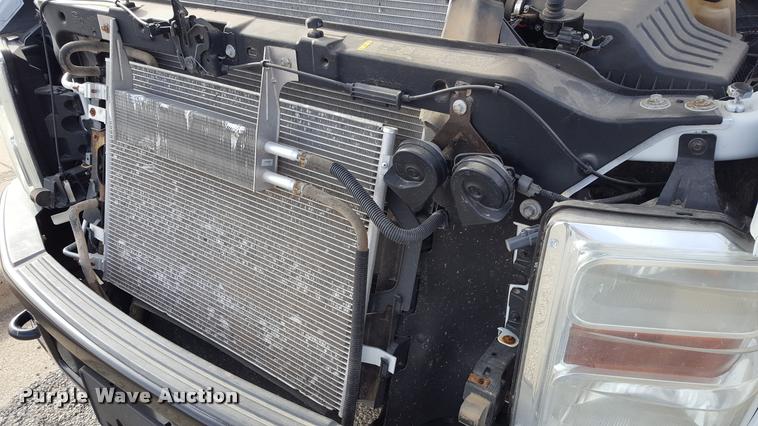 image for item L1726 2010 Ford F250 Super Duty SuperCab flatbed pickup truck