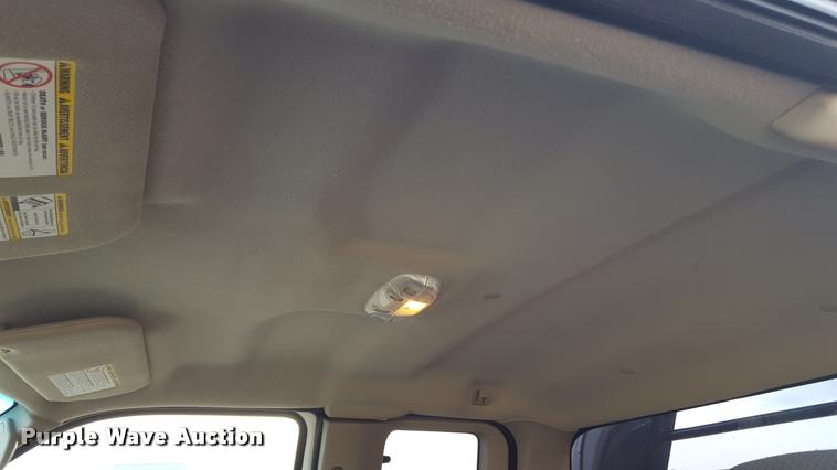 image for item L1726 2010 Ford F250 Super Duty SuperCab flatbed pickup truck