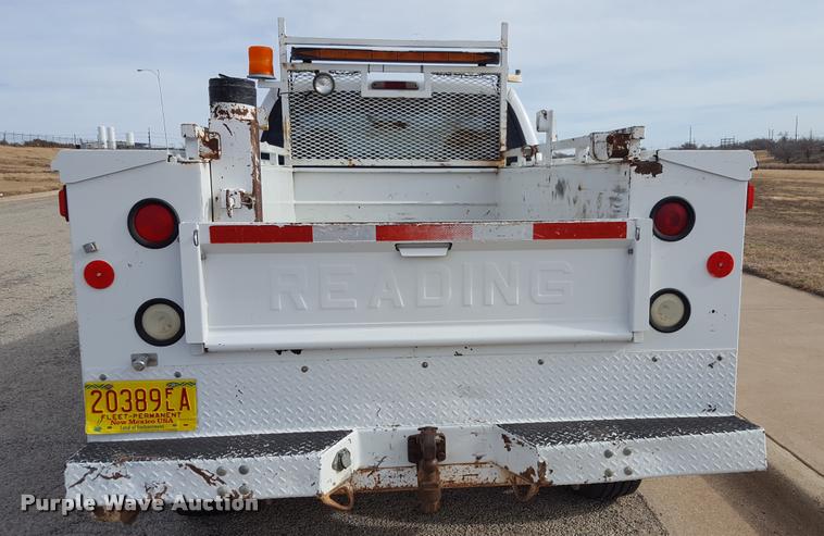 image for item L1727 2002 Ford F250 Super Duty utility truck