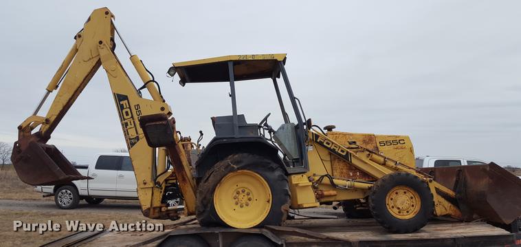 image for item L1729 Ford 555C backhoe
