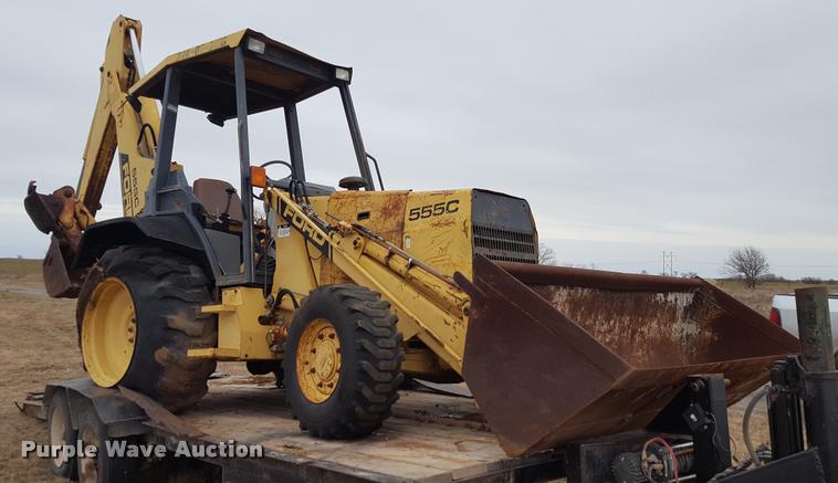 image for item L1729 Ford 555C backhoe