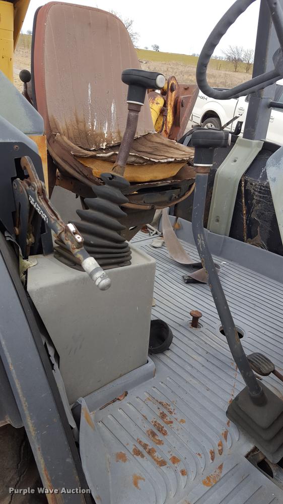 image for item L1729 Ford 555C backhoe