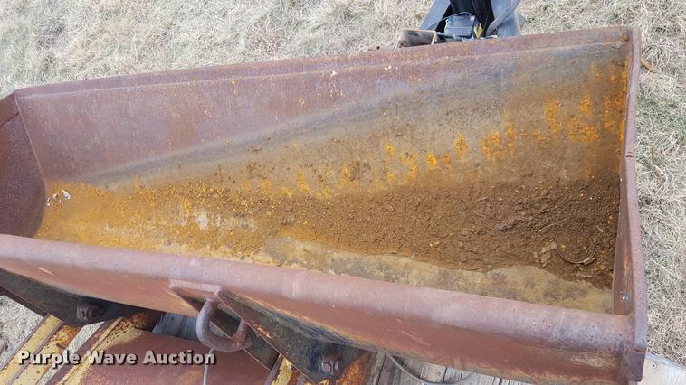 image for item L1729 Ford 555C backhoe