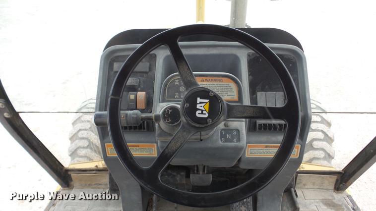 image for item L3287 1997 Caterpillar 416C backhoe