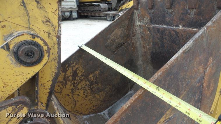 image for item L3287 1997 Caterpillar 416C backhoe