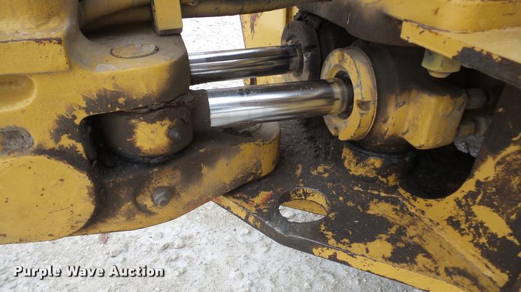 image for item L3287 1997 Caterpillar 416C backhoe