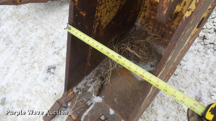 image for item L3287 1997 Caterpillar 416C backhoe