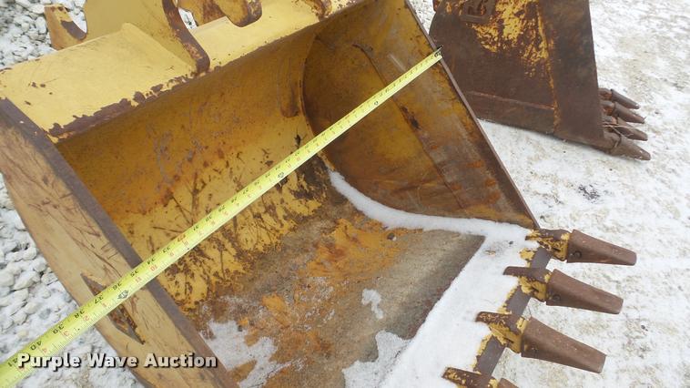 image for item L3287 1997 Caterpillar 416C backhoe