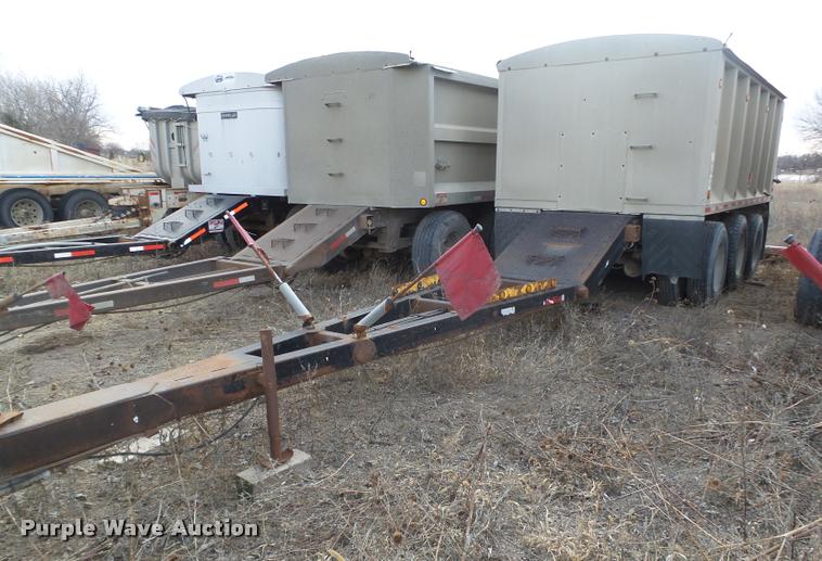 image for item L4244 1990 Cornhusker end dump pup trailer