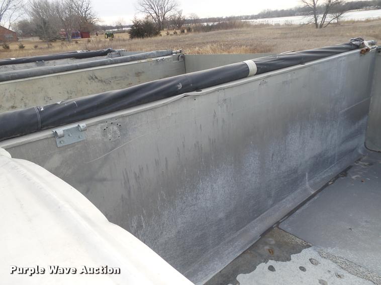 image for item L4244 1990 Cornhusker end dump pup trailer