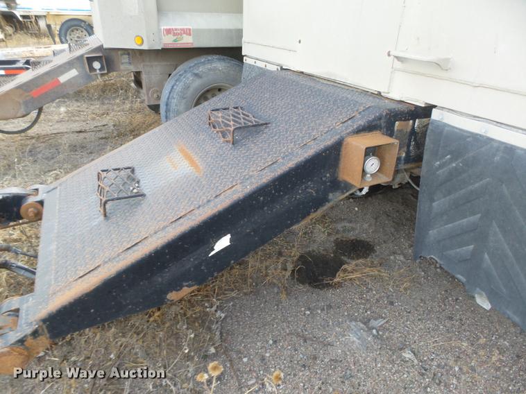 image for item L4244 1990 Cornhusker end dump pup trailer