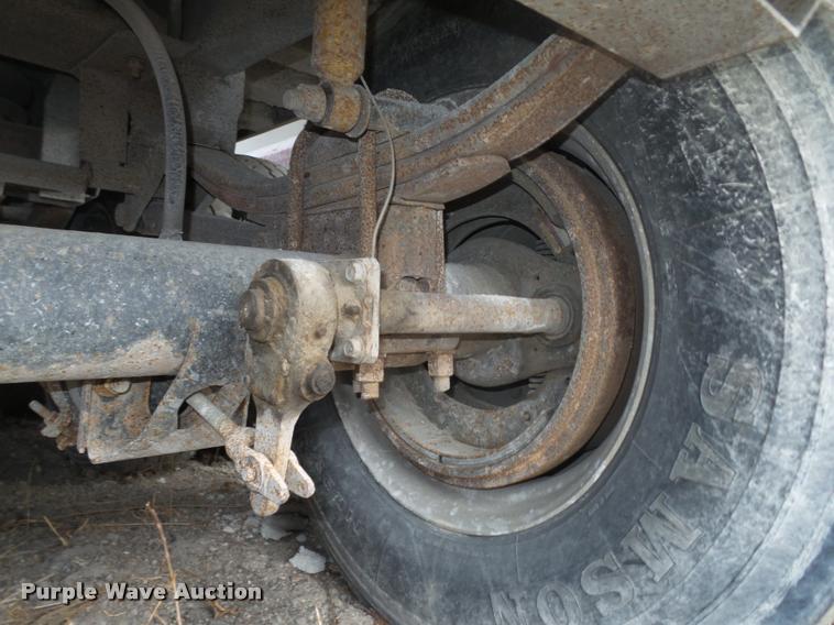 image for item L4244 1990 Cornhusker end dump pup trailer