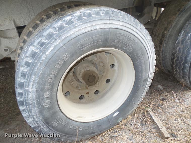 image for item L4244 1990 Cornhusker end dump pup trailer