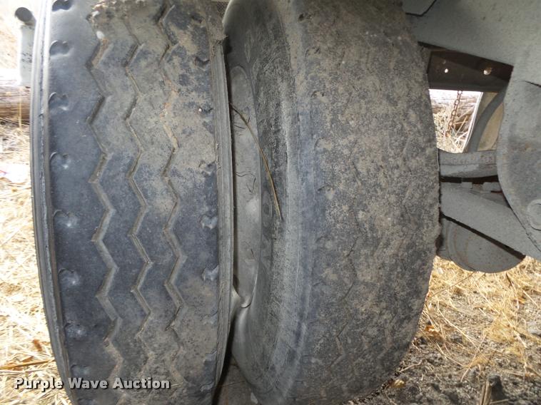 image for item L4244 1990 Cornhusker end dump pup trailer