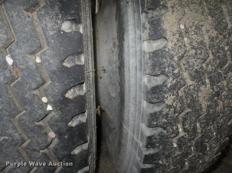 image for item L4244 1990 Cornhusker end dump pup trailer