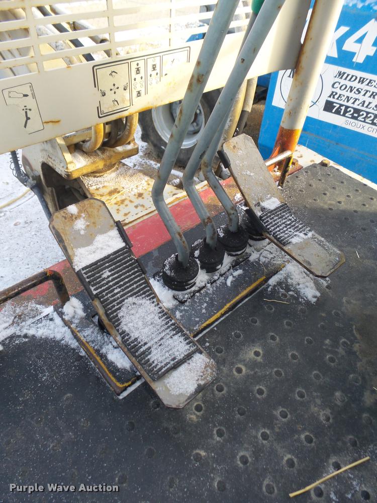 image for item L4248 1999 Takeuchi TB015 compact excavator