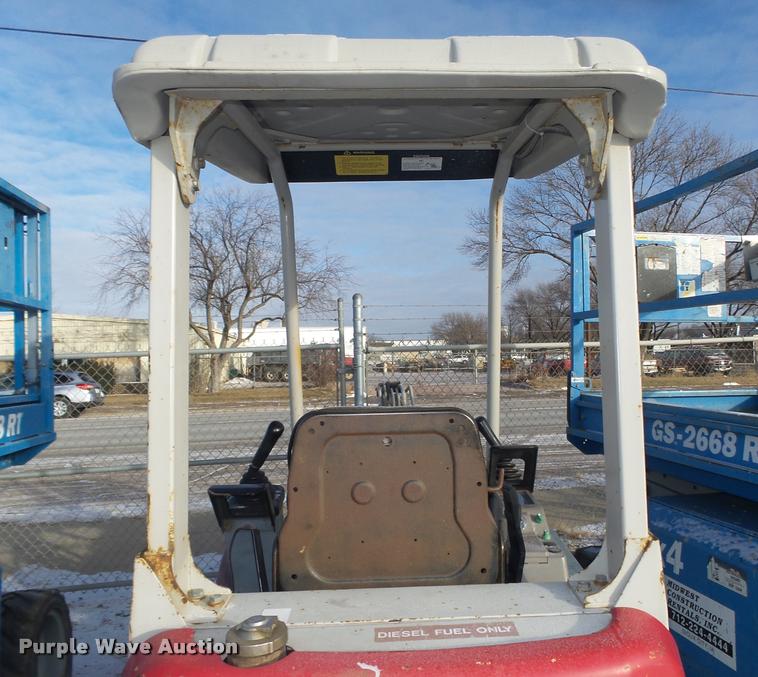 image for item L4248 1999 Takeuchi TB015 compact excavator