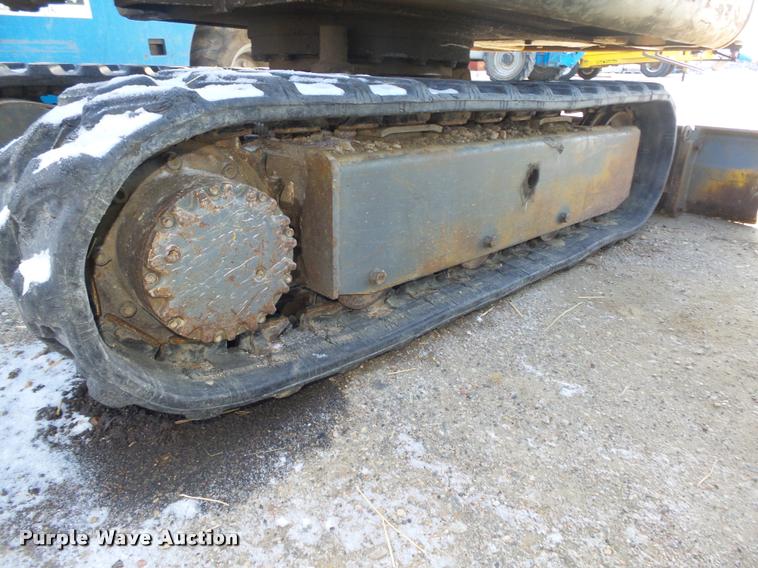 image for item L4248 1999 Takeuchi TB015 compact excavator