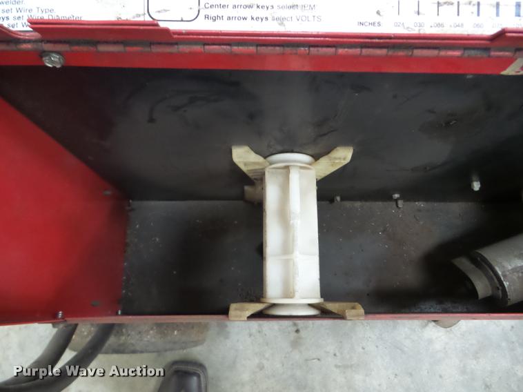 image for item AG9093 Lincoln Idealarc SP250 mig welder