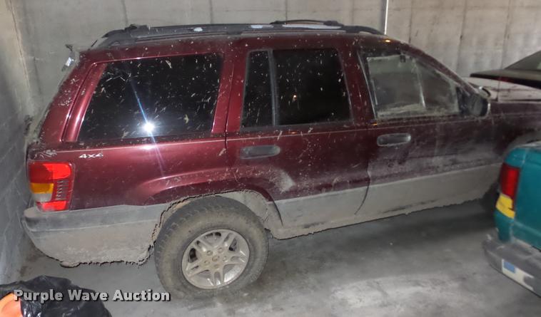 image for item AG9095 2000 Jeep Grand Cherokee SUV