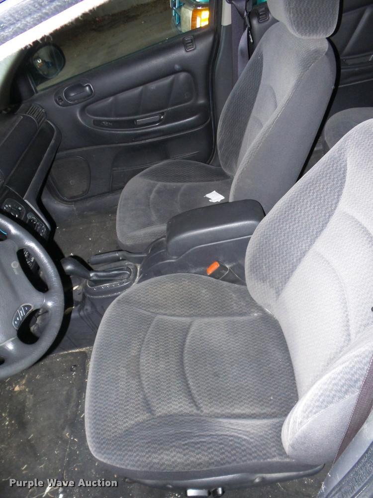 image for item AG9096 2002 Dodge Stratus