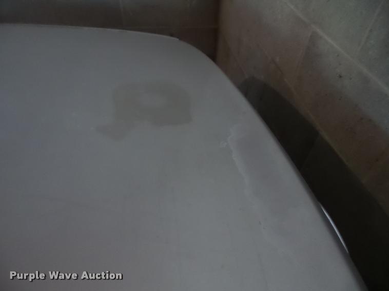 image for item AG9098 2000 Ford Crown Victoria Police Interceptor