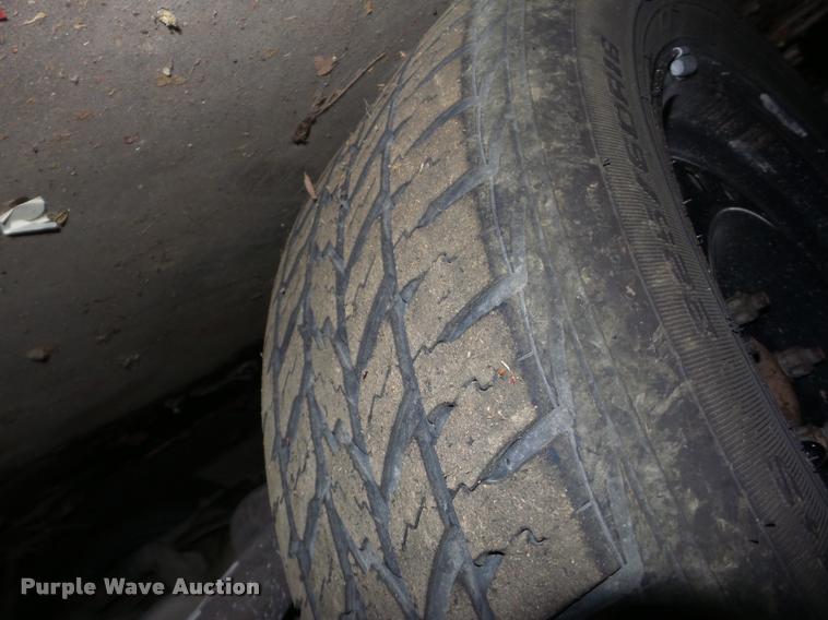 image for item AG9098 2000 Ford Crown Victoria Police Interceptor