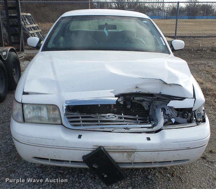 image for item AG9271 2000 Ford Crown Victoria Police Interceptor