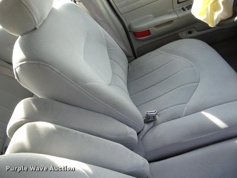 image for item AG9271 2000 Ford Crown Victoria Police Interceptor