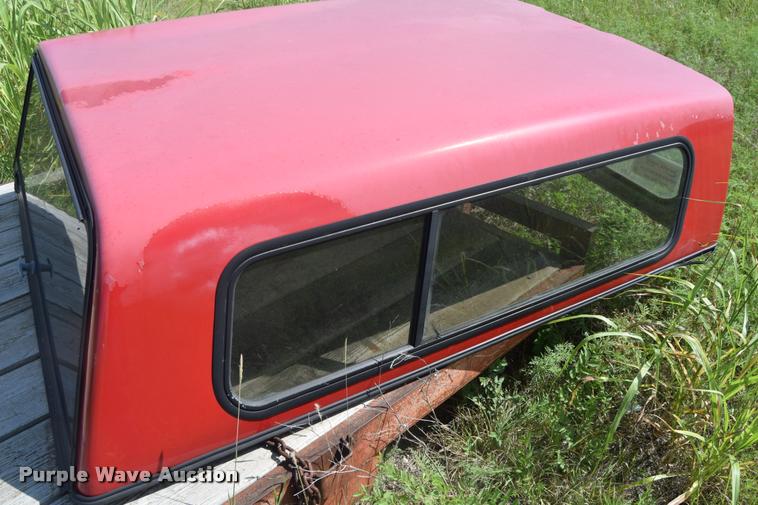 image for item B7067 Truck topper