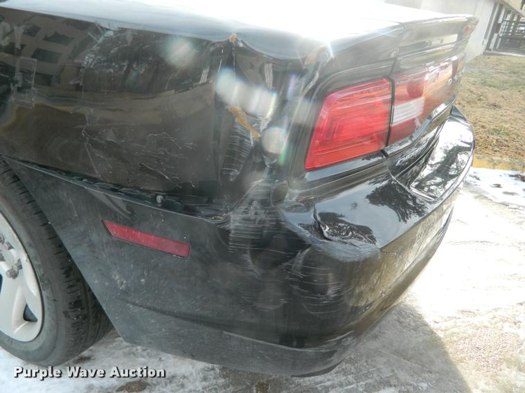 image for item BQ9776 2011 Dodge Charger Police