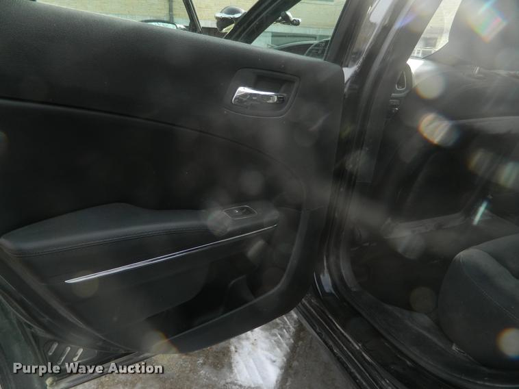 image for item BQ9776 2011 Dodge Charger Police