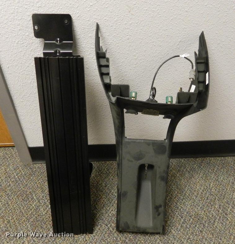 image for item BQ9776 2011 Dodge Charger Police