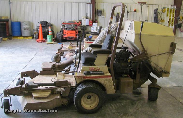 image for item BT9139 Grasshopper 727K2 ZTR lawn mower